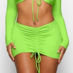 💚SKIMS SWIM RUCHED MINI SKIRT COVERUP NEON GREEN XXS
